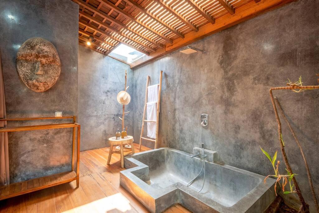 Secret River Villa - Luxury Villa 5 Bedrooms - Kerobokan - Canggu Zewnętrze zdjęcie